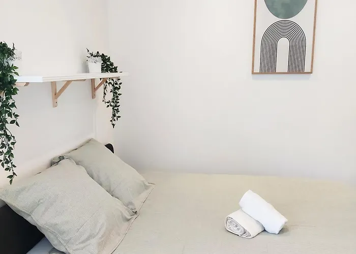 Апартаменты Le Cosy St-anne - Neuf - 4pers - Proche Gare Et Centre Тарб